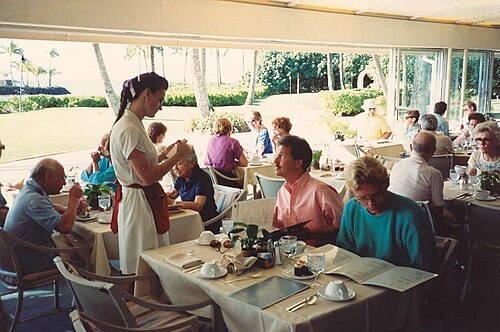 Restaurants & tourism
